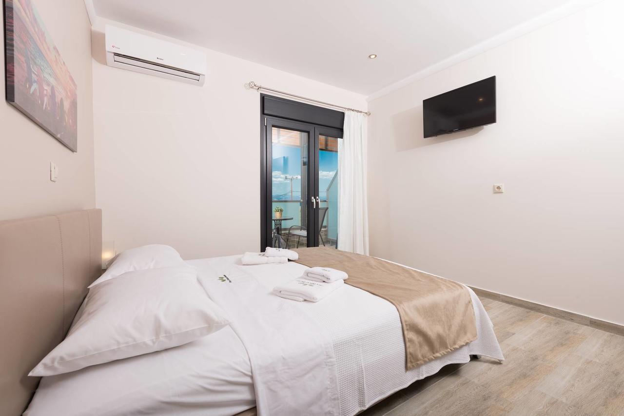 Ftery Hotel Skala Rachoni  Exterior photo
